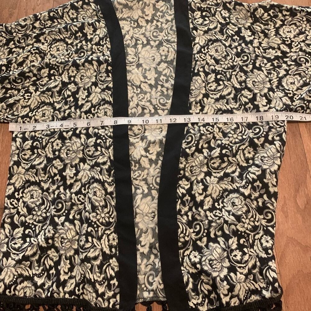 Womens Black Beige Floral Damask Fringe Kimono Cardigan Open Front Rayon S J1906 - Picture 5 of 8